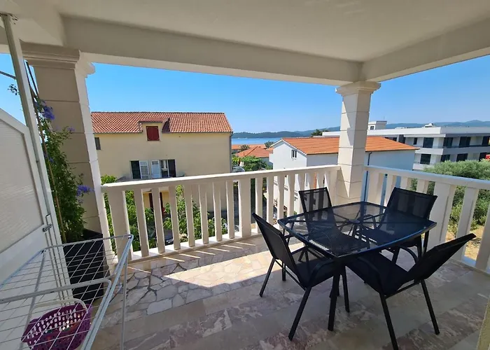 Apartments Figa